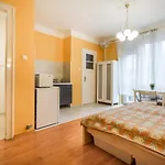 Bpr Cercle Point * Budapest
