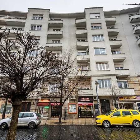 Bpr Cercle Point * Budapeste